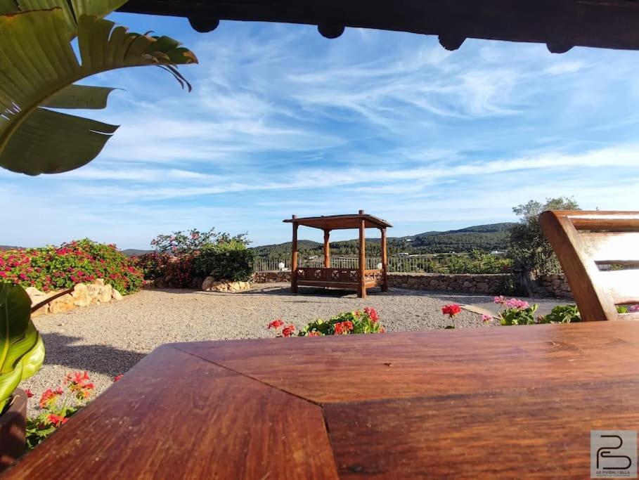 Casa Can Lluc Con Piscina, Jardin Y Vista Al Campo Sant Miquel De Balansat Exterior photo