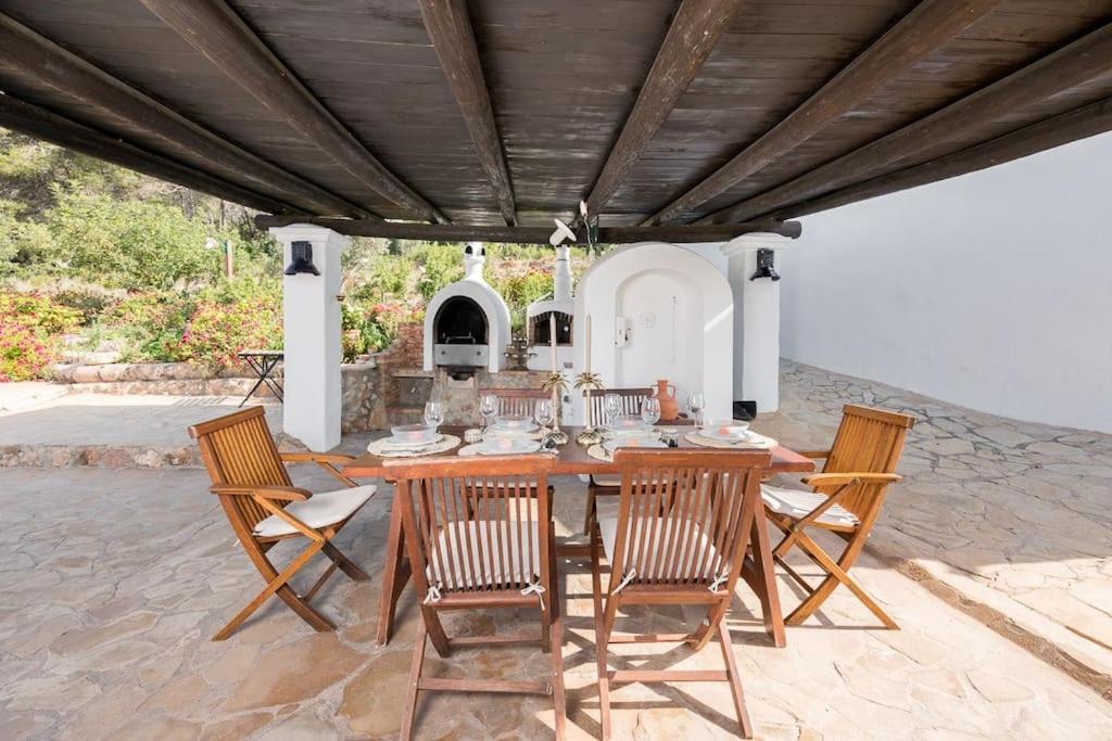 Casa Can Lluc Con Piscina, Jardin Y Vista Al Campo Sant Miquel De Balansat Exterior photo